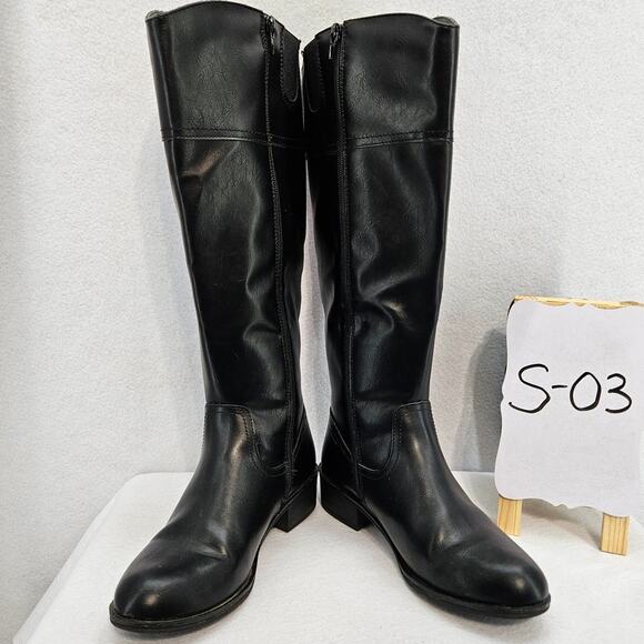 St. John's Bay knee high boots, size 7 (Like New) - Picture 4 of 8